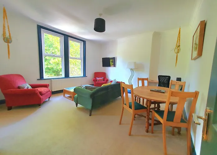 Garden View Beach Apartment